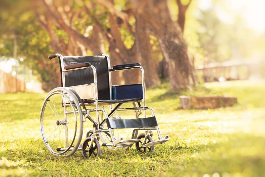 empty wheelchair drop in the park 2022 11 04 05 13 17 utc 1